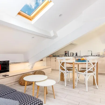 Apartmán Fine Luxury Aptment W/seaview *